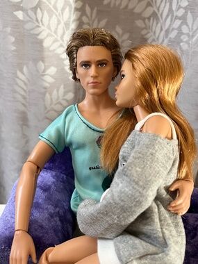 Barbie 2013 Hunger Games Catching Fire Finnick Odair Ken Doll, Mattel